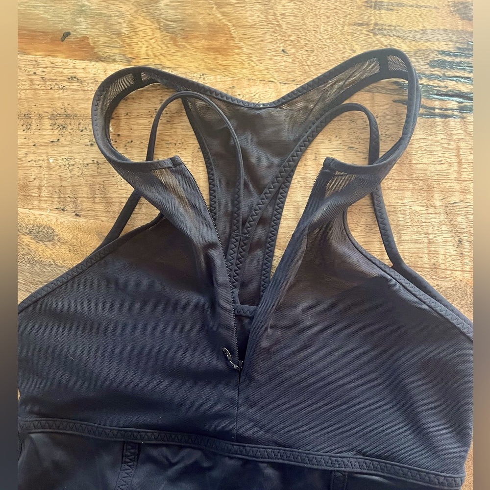 Lululemon Pedal Pace Zip Front Mesh Tank Dream Catcher Embossed Black - Picture 3 of 5